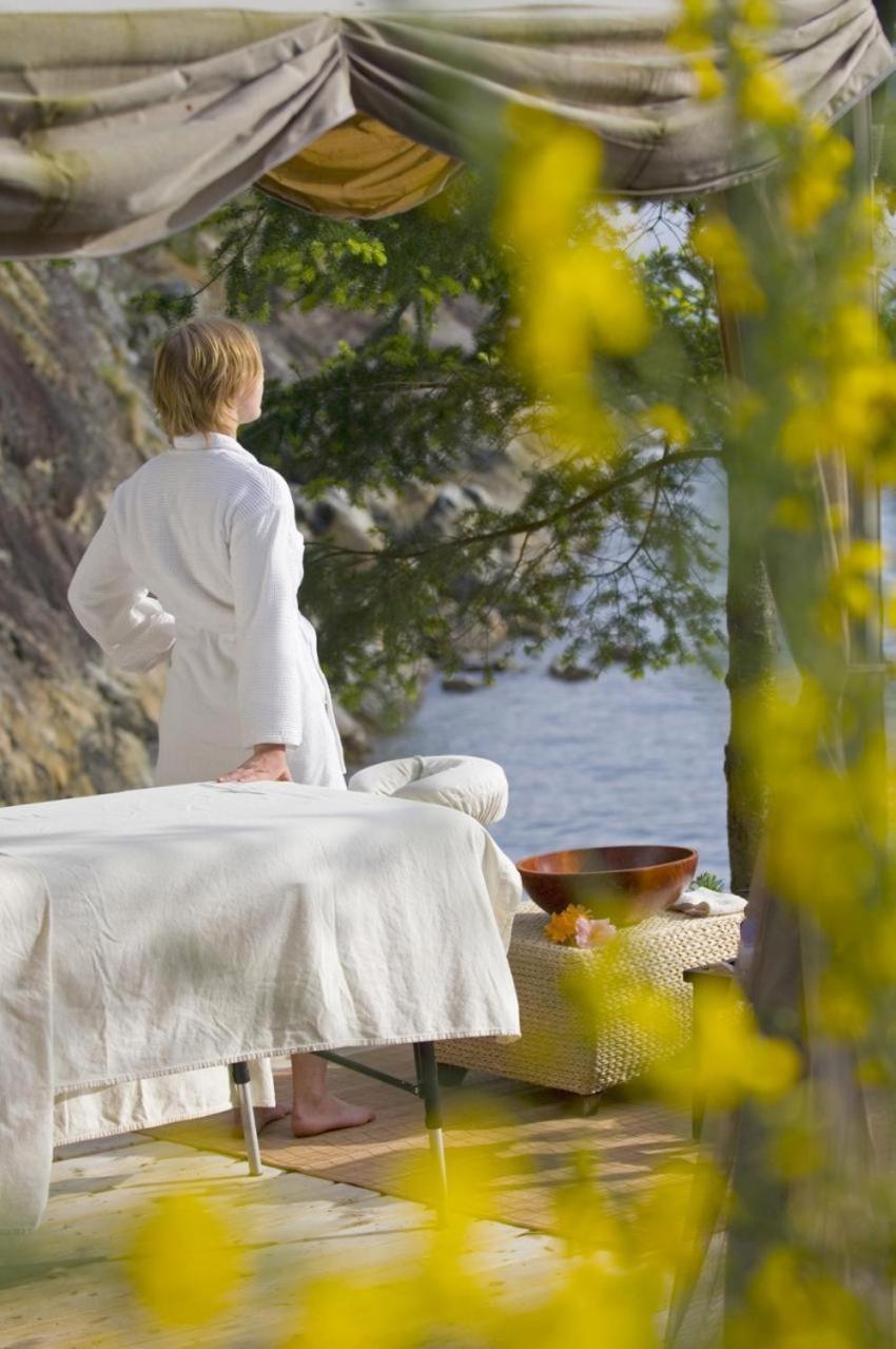 Rockwater Secret Cove Resort Сешелт Екстериор снимка